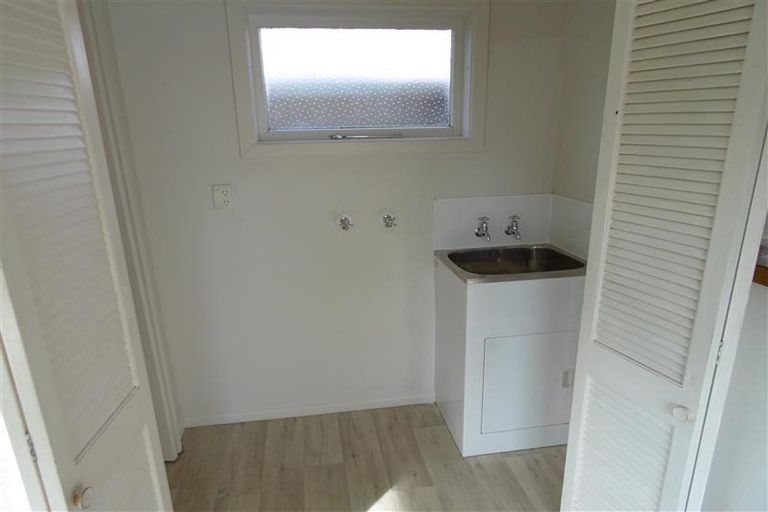 Photo of property in 43 Lyn Street, Lynmouth, New Plymouth, 4310