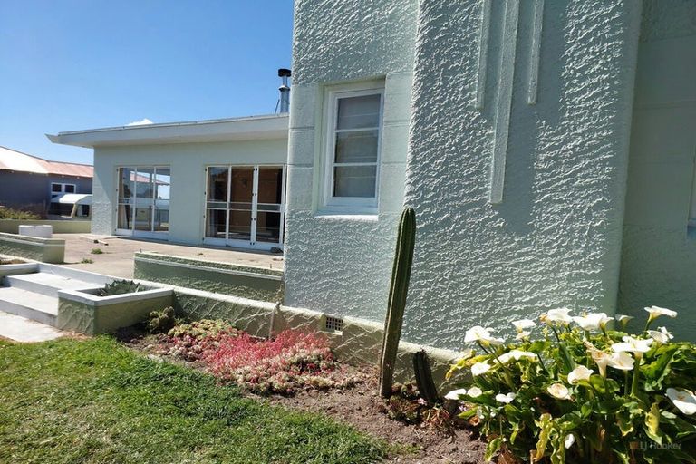 Photo of property in 53 Rhodes Street, Waimate, 7924