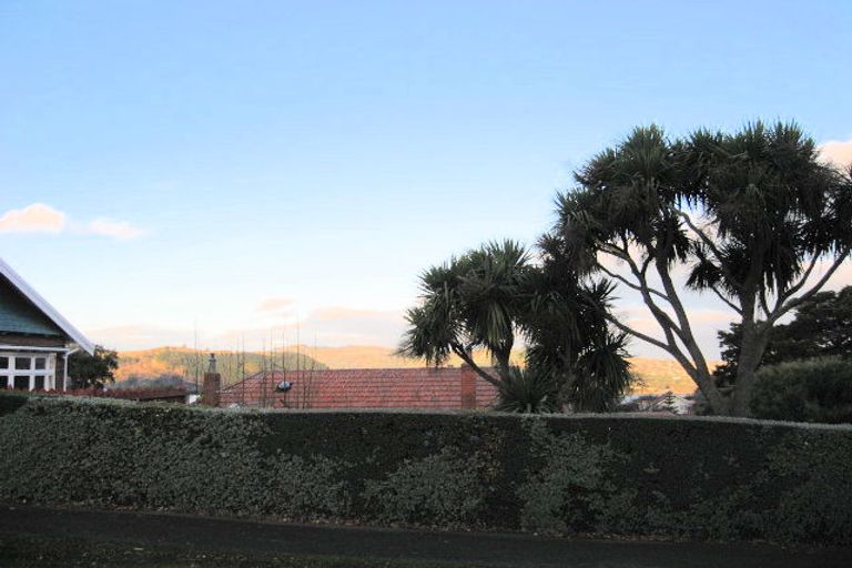 Photo of property in 28 Falkland Street, Maori Hill, Dunedin, 9010