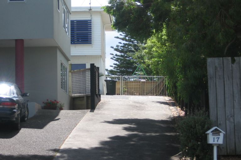 Photo of property in 2/17 Belmont Terrace, Milford, Auckland, 0620