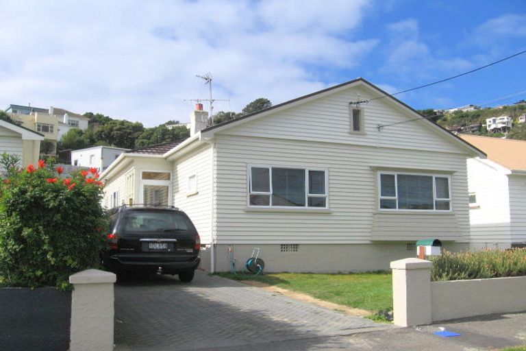 Photo of property in 29 Bentinck Avenue, Strathmore Park, Wellington, 6022