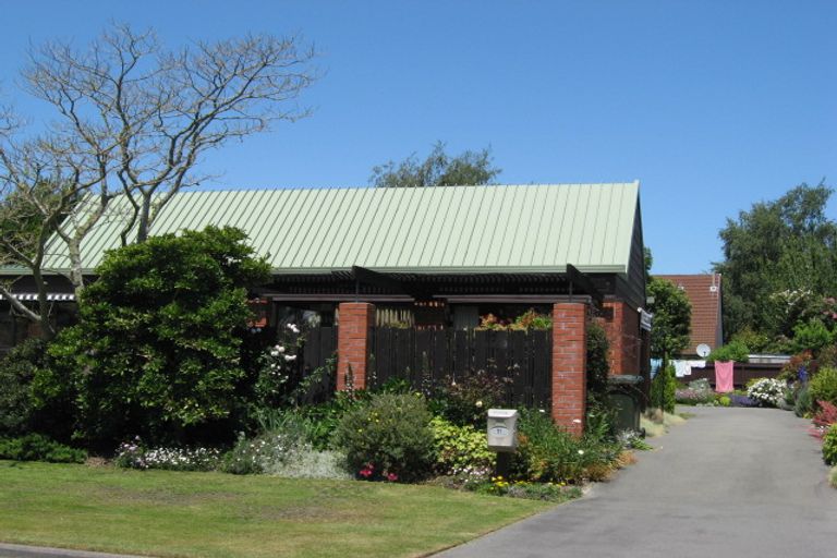 Photo of property in 11 Strathean Avenue, Avonhead, Christchurch, 8042