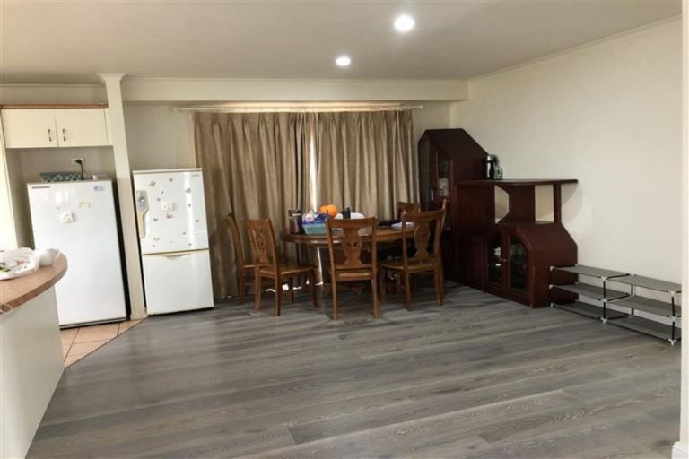 Photo of property in 13 Belcoo Crescent, East Tamaki, Auckland, 2013