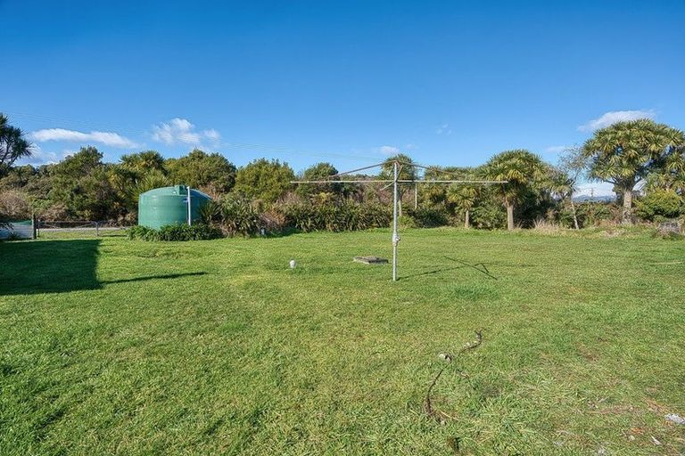 Photo of property in 11 Butlers Road, Ruatapu, Hokitika, 7883