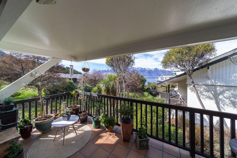 Photo of property in 308/139 Fernhill Road, Fernhill, Queenstown, 9300