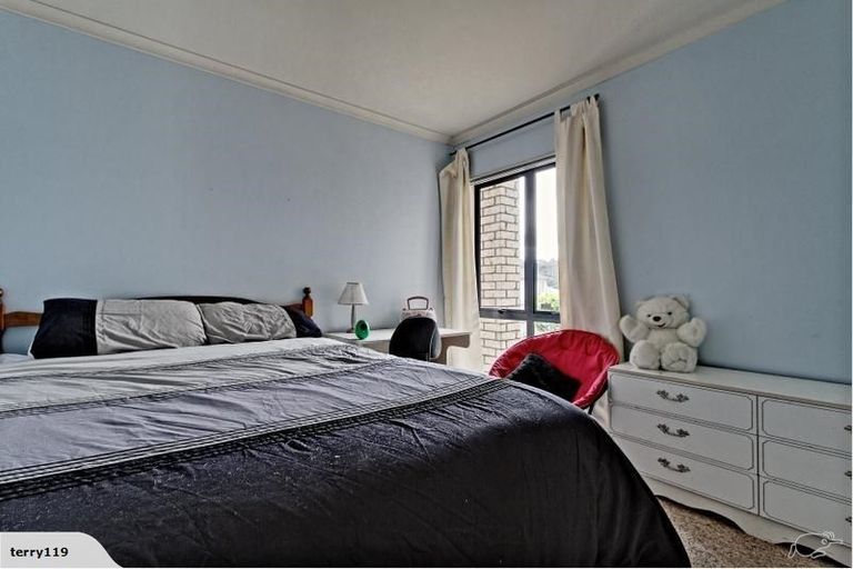 Photo of property in 7 Henry Partington Place, Greenhithe, Auckland, 0632