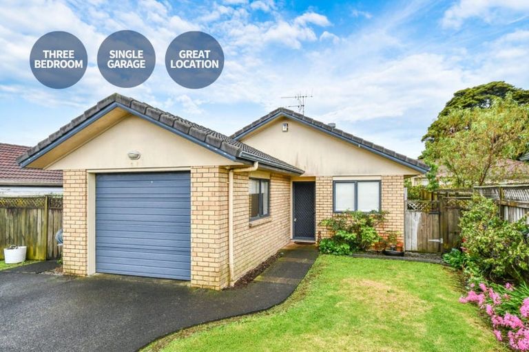 Photo of property in 2/39 Montilla Place, Manurewa, Auckland, 2102