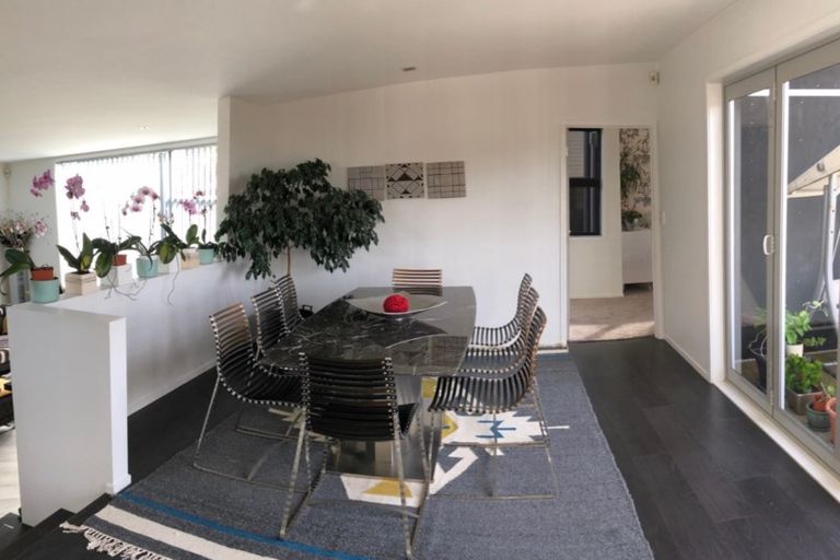 Photo of property in 153 Vipond Road, Stanmore Bay, Whangaparaoa, 0932