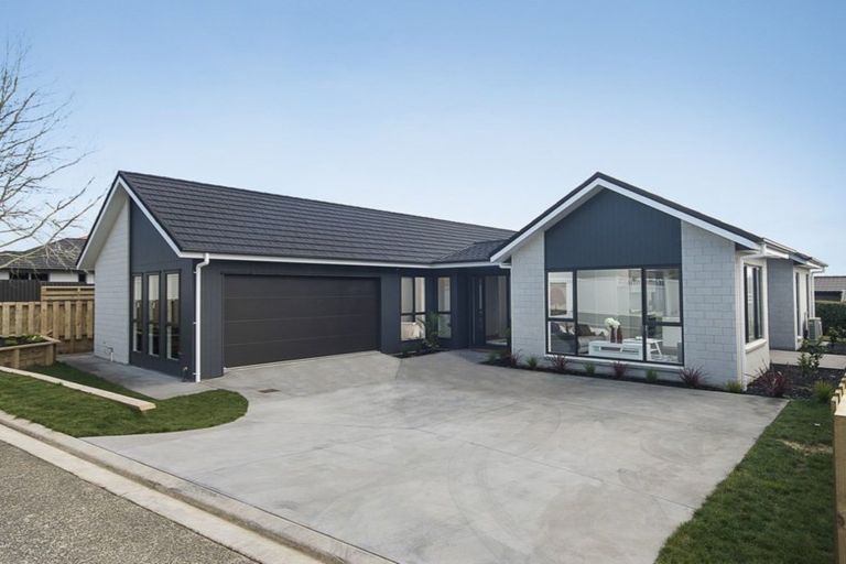 Photo of property in 13 Emsworth Court, Pukekohe, 2120