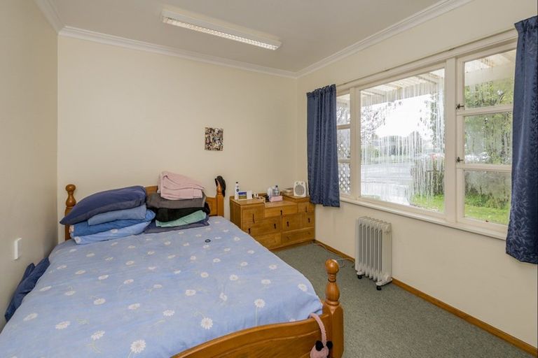 Photo of property in 21 Stanley Street, Levin, 5510