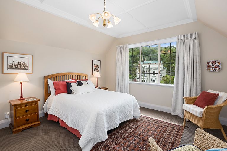 Photo of property in 49 Royal Terrace, Dunedin Central, Dunedin, 9016