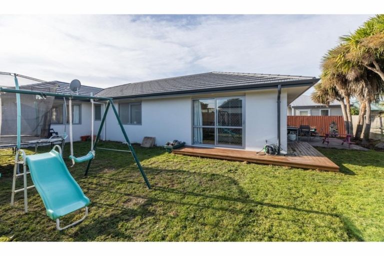 Photo of property in 3 Caithness Street, New Brighton, Christchurch, 8083