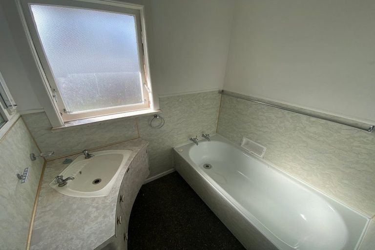 Photo of property in 5 Roseburg Street, Fairfield, Hamilton, 3214