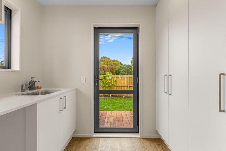 Photo of property in 10 Kendal Avenue, Burnside, Christchurch, 8053