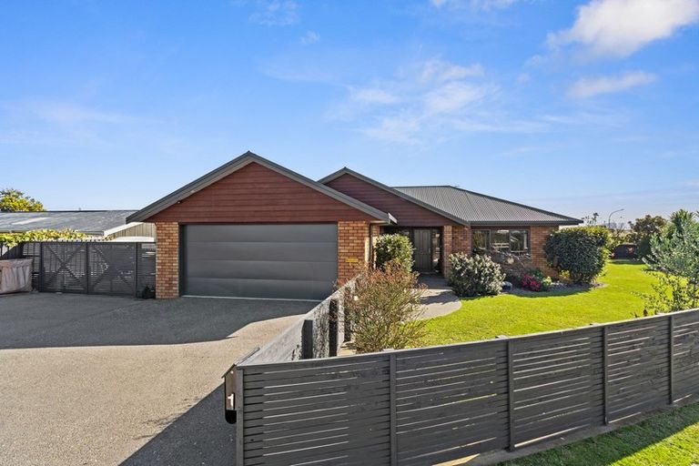 Photo of property in 1 Vogel Place, Te Aroha, 3320
