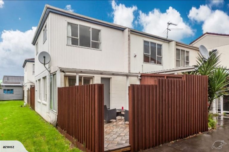 Photo of property in 12/57 Point Chevalier Road, Point Chevalier, Auckland, 1022