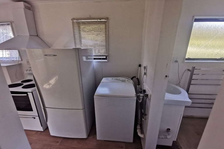 Photo of property in 42 Kamahi Street, Stokes Valley, Lower Hutt, 5019