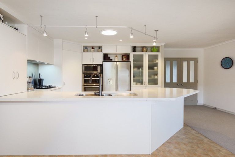 Photo of property in 24 Elderton Avenue, Pyes Pa, Tauranga, 3112