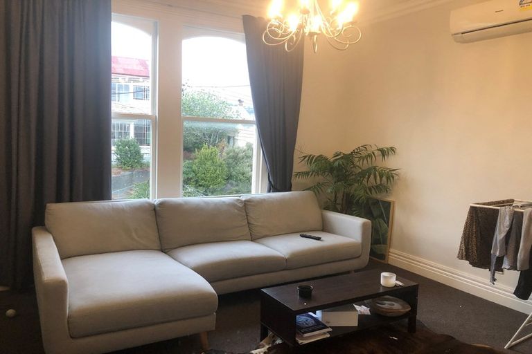 Photo of property in 57 Pirie Street, Mount Victoria, Wellington, 6011