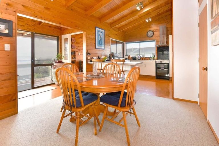 Photo of property in 20 Te Kapa Place, Snells Beach, 0920