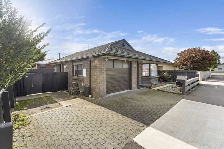 Photo of property in 35 Rewa Street, Takaro, Palmerston North, 4412