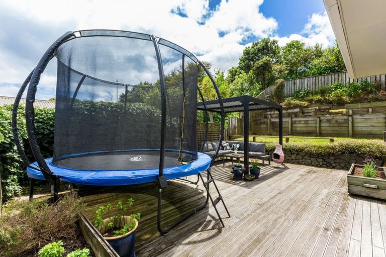 Photo of property in 9 Ayton Drive, Whitby, Porirua, 5024