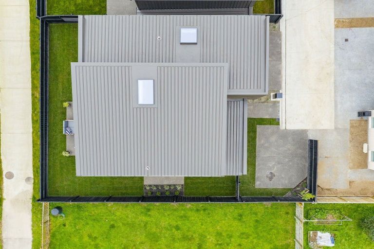 Photo of property in 47 Maanihi Drive, Rototuna North, 3210