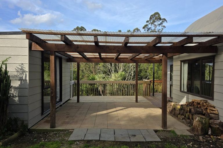 Photo of property in 307 Whananaki North Road, Opuawhanga, Hikurangi, 0181