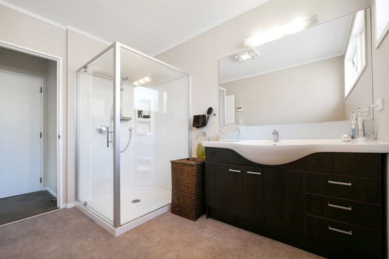 Photo of property in 39 Truscott Avenue, Johnsonville, Wellington, 6037