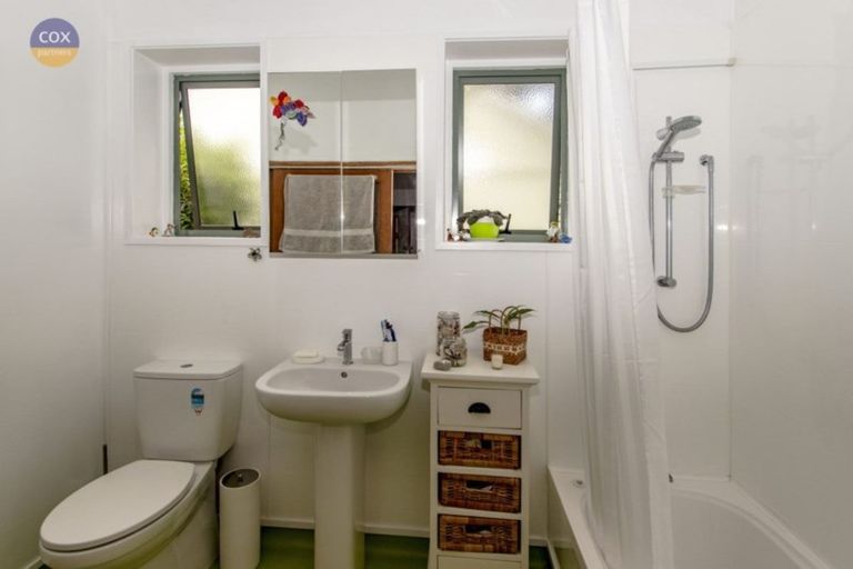 Photo of property in 15 Nuffield Avenue, Marewa, Napier, 4110