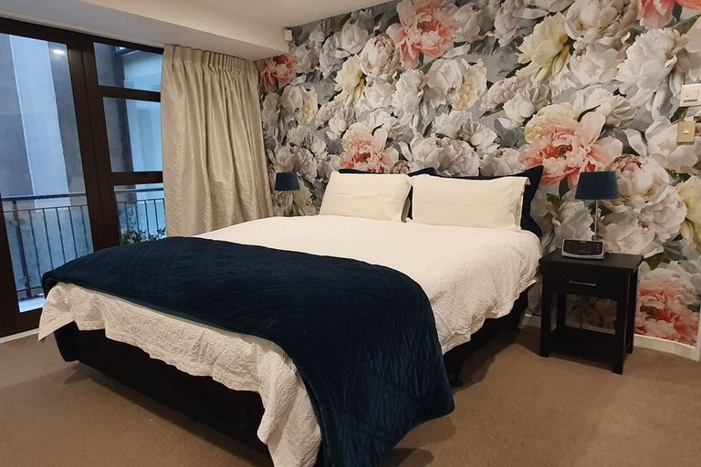 Photo of property in 3/318 Oriental Parade, Oriental Bay, Wellington, 6011