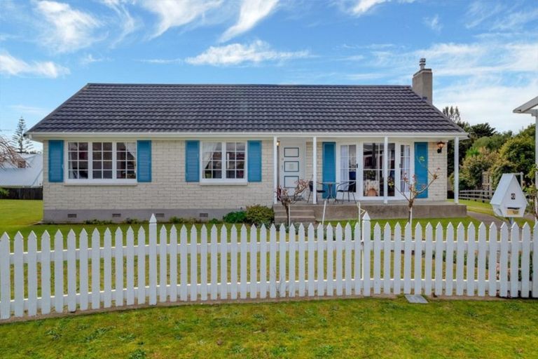 Photo of property in 6 Kylemore Place, Te Puke, 3119