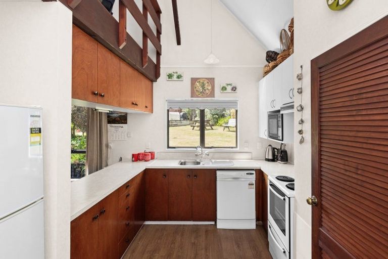 Photo of property in 58 James Cook Street, Havelock North, 4130