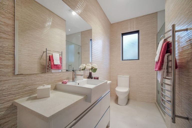 Photo of property in 14 Helianthus Avenue, Flat Bush, Auckland, 2019