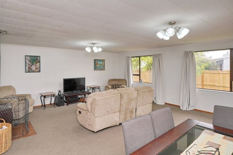 Photo of property in 10 Gibbs Drive, Woodend, 7610