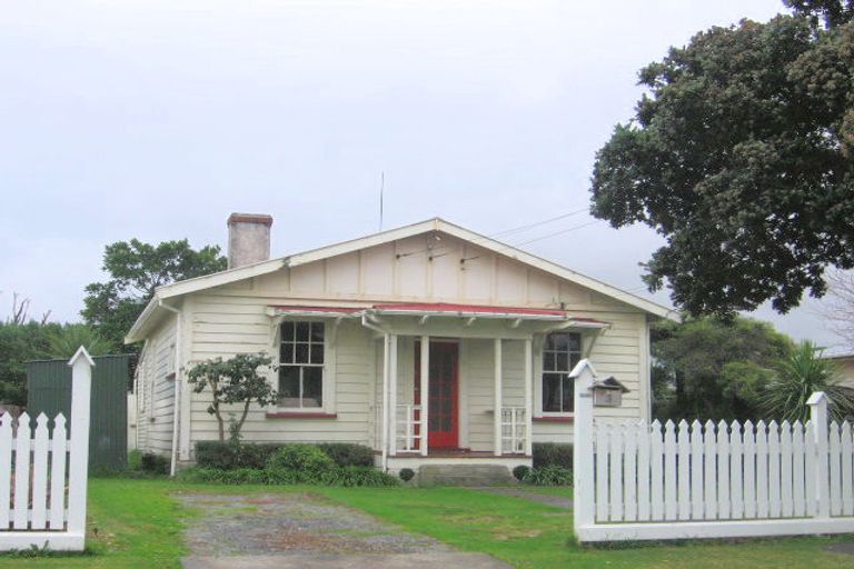 Photo of property in 5 Baldwin Street, Moera, Lower Hutt, 5010