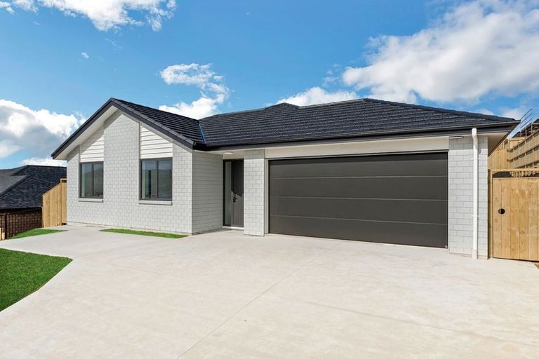 Photo of property in 5 Dolcetto Place, Pokeno, 2402