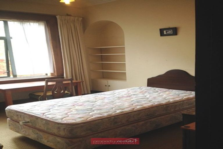 Photo of property in 2 Heriot Row, Dunedin Central, Dunedin, 9016