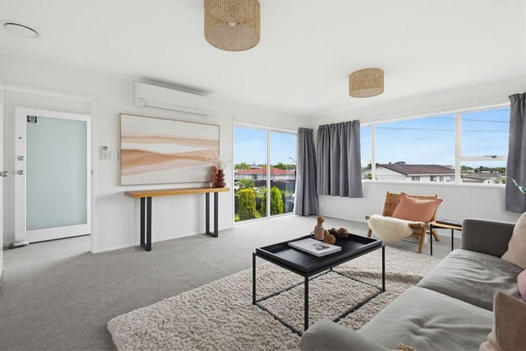 Photo of property in 52 Zelda Avenue, Clover Park, Auckland, 2023