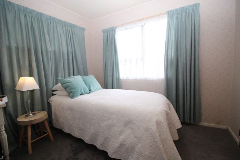 Photo of property in 28b Pollen Street, Woodville, 4920