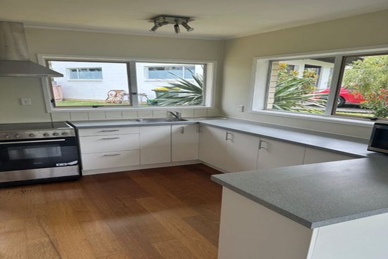 Photo of property in 12 Coubray Place, Botany Downs, Auckland, 2010