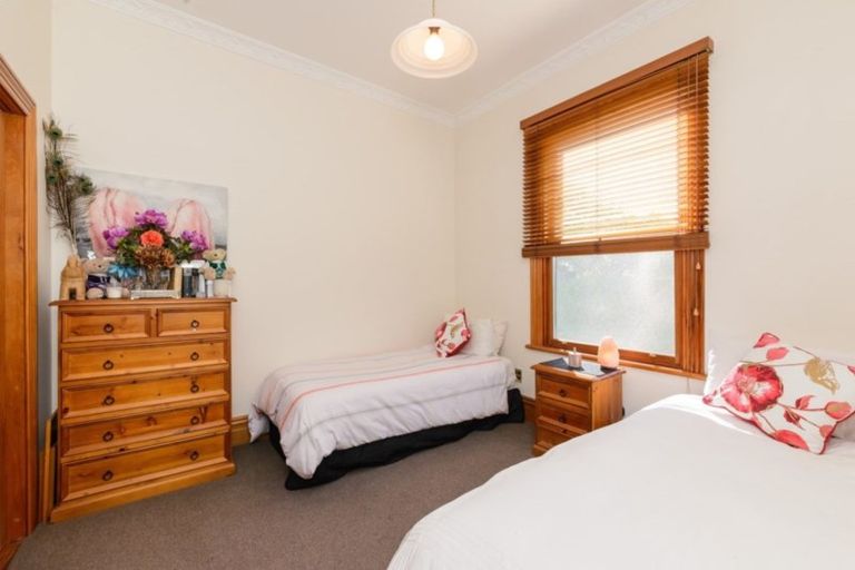 Photo of property in 102 Arthur Street, Blenheim, 7201