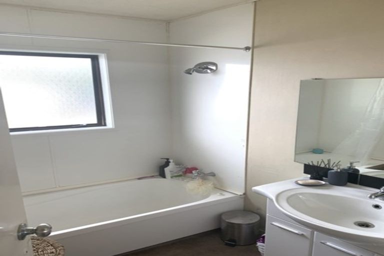 Photo of property in 377 Kahikatea Drive, Dinsdale, Hamilton, 3204