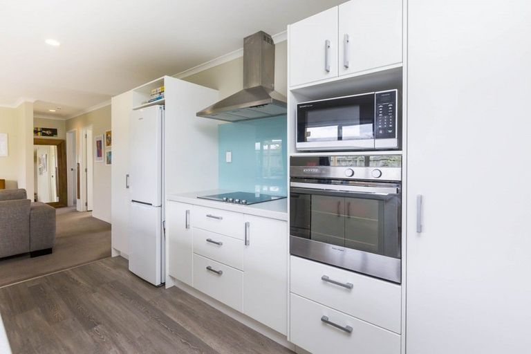 Photo of property in 62 Sunstone Crescent, Brown Owl, Upper Hutt, 5018