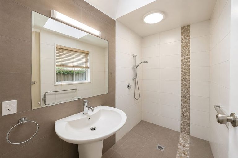 Photo of property in 6a Sheath Street, Tauranga, 3110