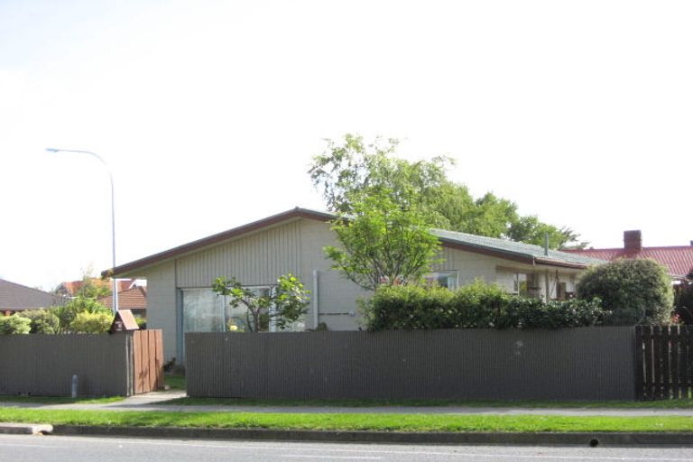 Photo of property in 2 Buckham Street, Rangiora, 7400