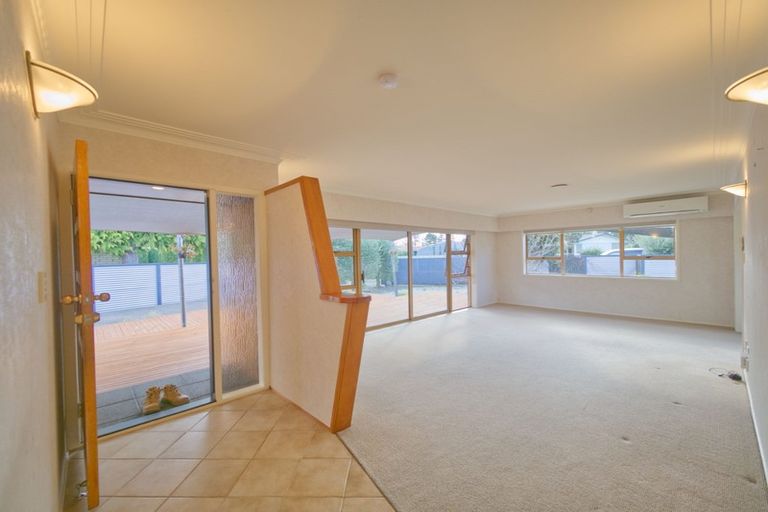 Photo of property in 43 Berwyn Avenue, Takanini, 2112