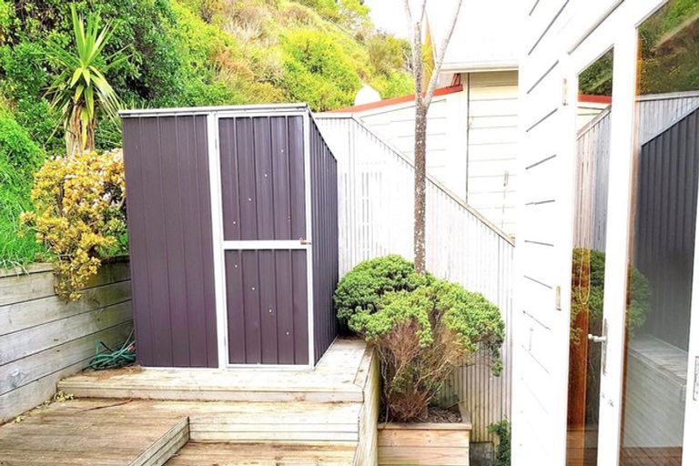 Photo of property in 37 Lawrence Street, Newtown, Wellington, 6021