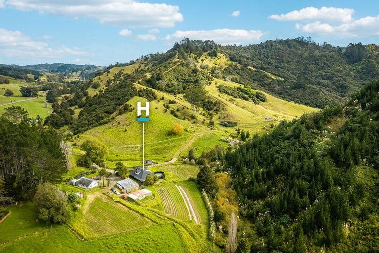 Photo of property in 21 Noakes Hill Road, Puhoi, Silverdale, 0994