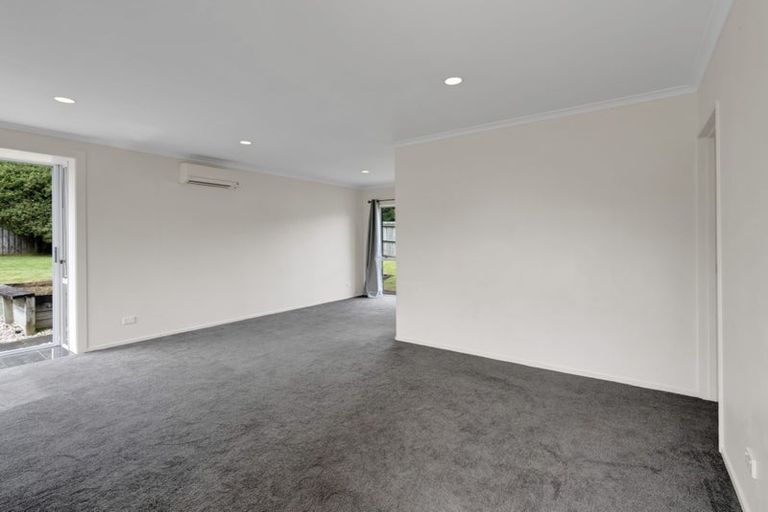 Photo of property in 25 Silvan Place, Bell Block, New Plymouth, 4312